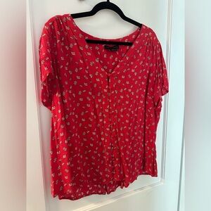Sanctuary Women’s Red Floral Button-Down Blouse Size 1X